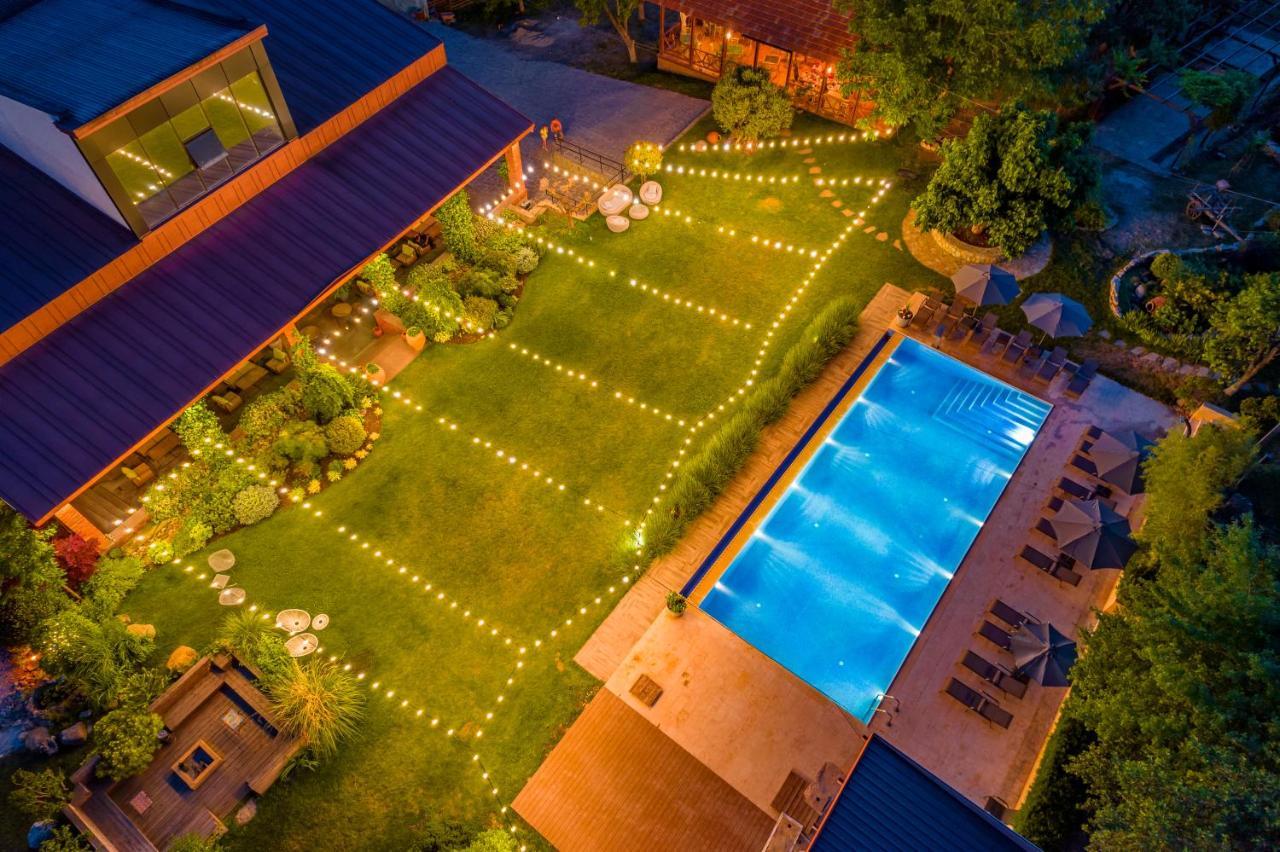 Giuaani Winery Hotel Manavi Exterior photo