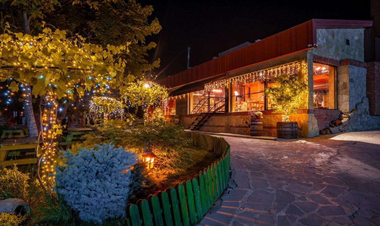 Giuaani Winery Hotel Manavi Exterior photo