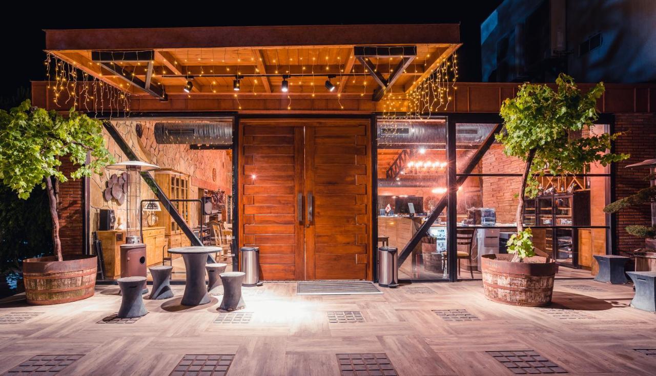 Giuaani Winery Hotel Manavi Exterior photo